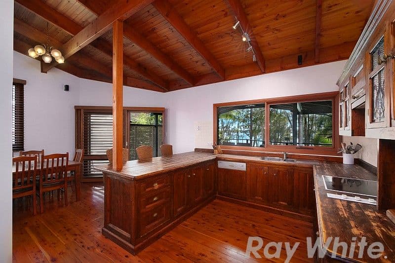 13 Lakeshore Avenue, Chain Valley Bay NSW 2259, Chain Valley Bay - Thumbnail 3