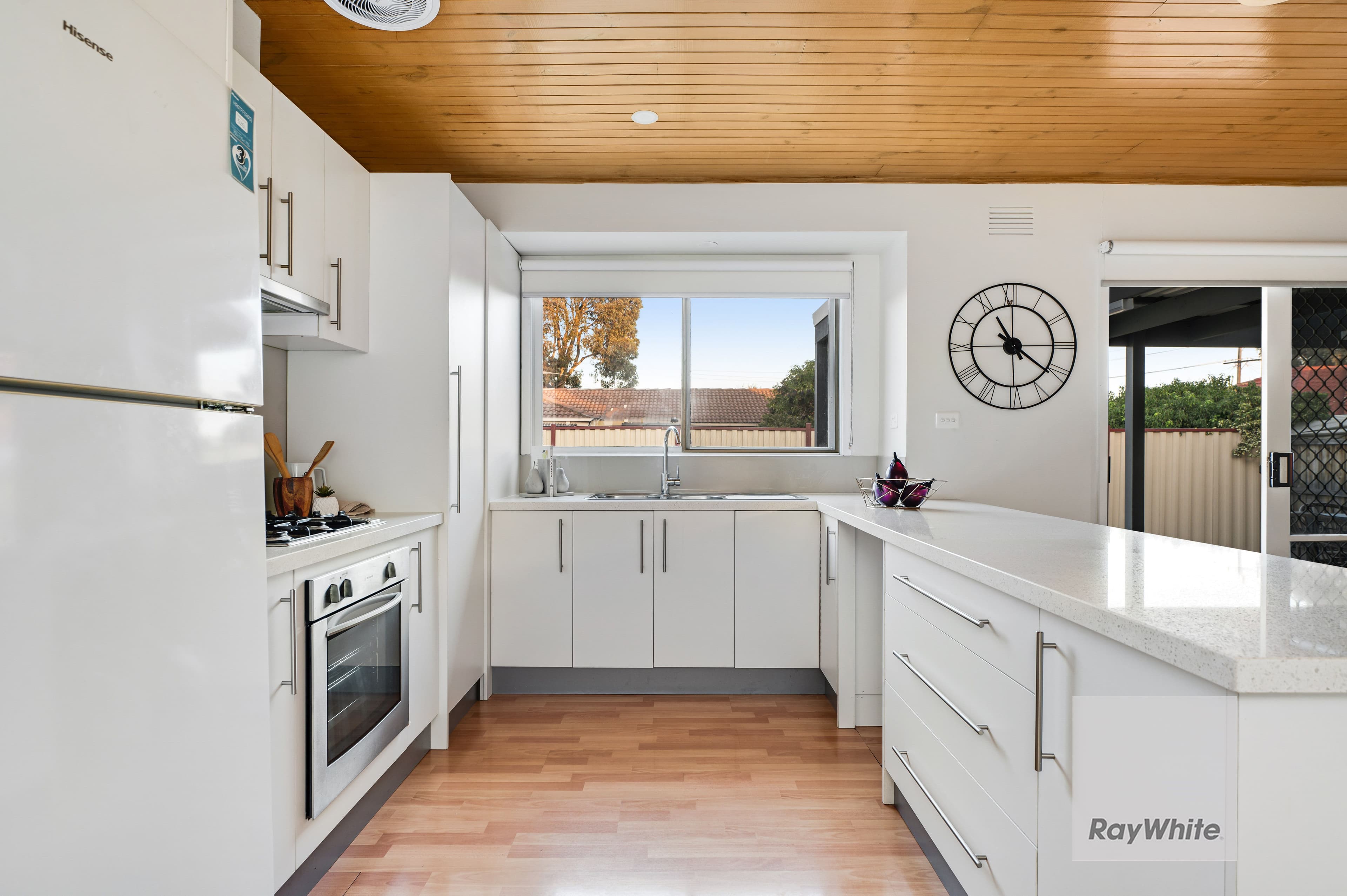 6 Trentham Drive, Gladstone Park VIC 3043, Gladstone Park - Thumbnail 8