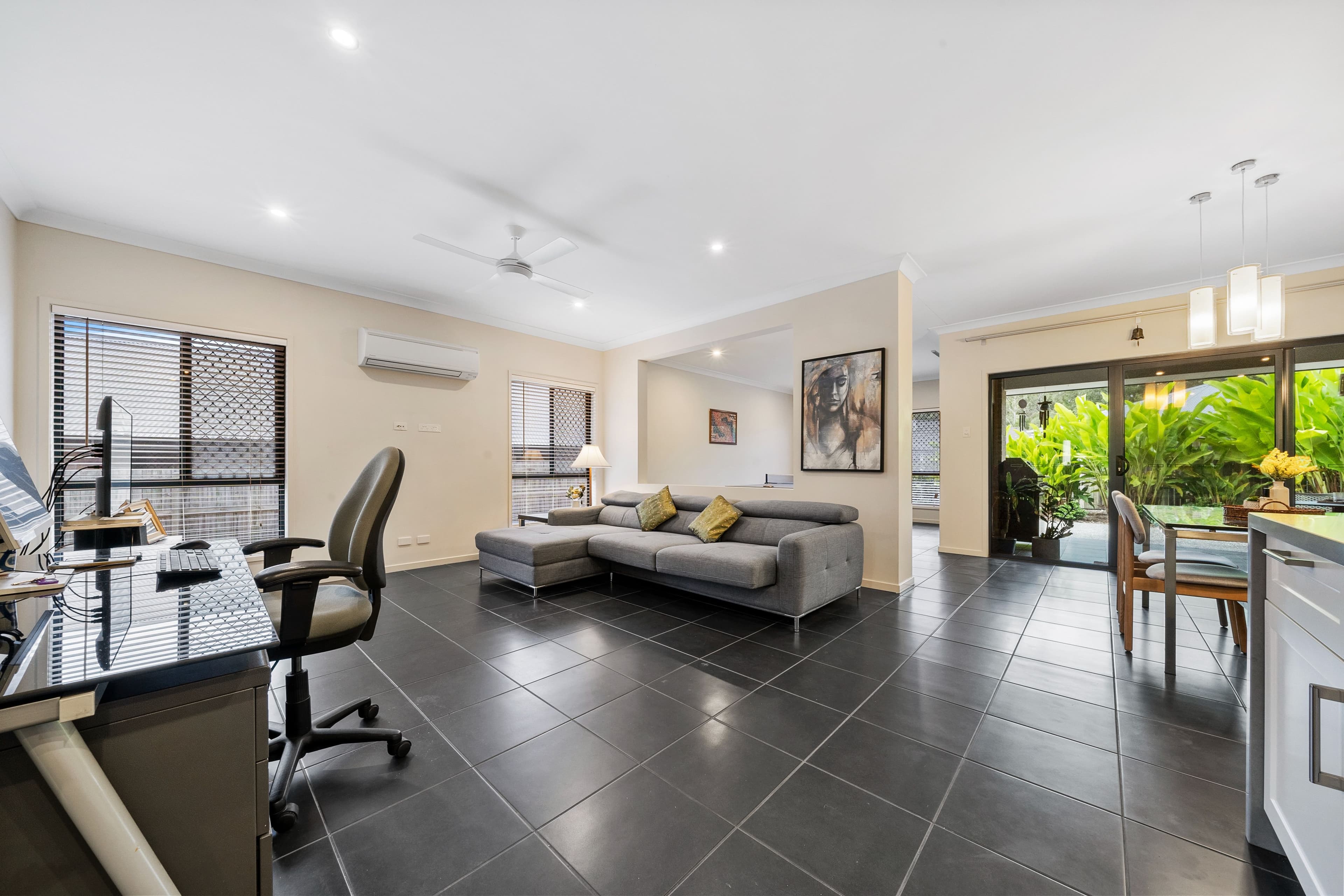10 Barrington Circuit, Waterford QLD 4133, Waterford - Thumbnail 5