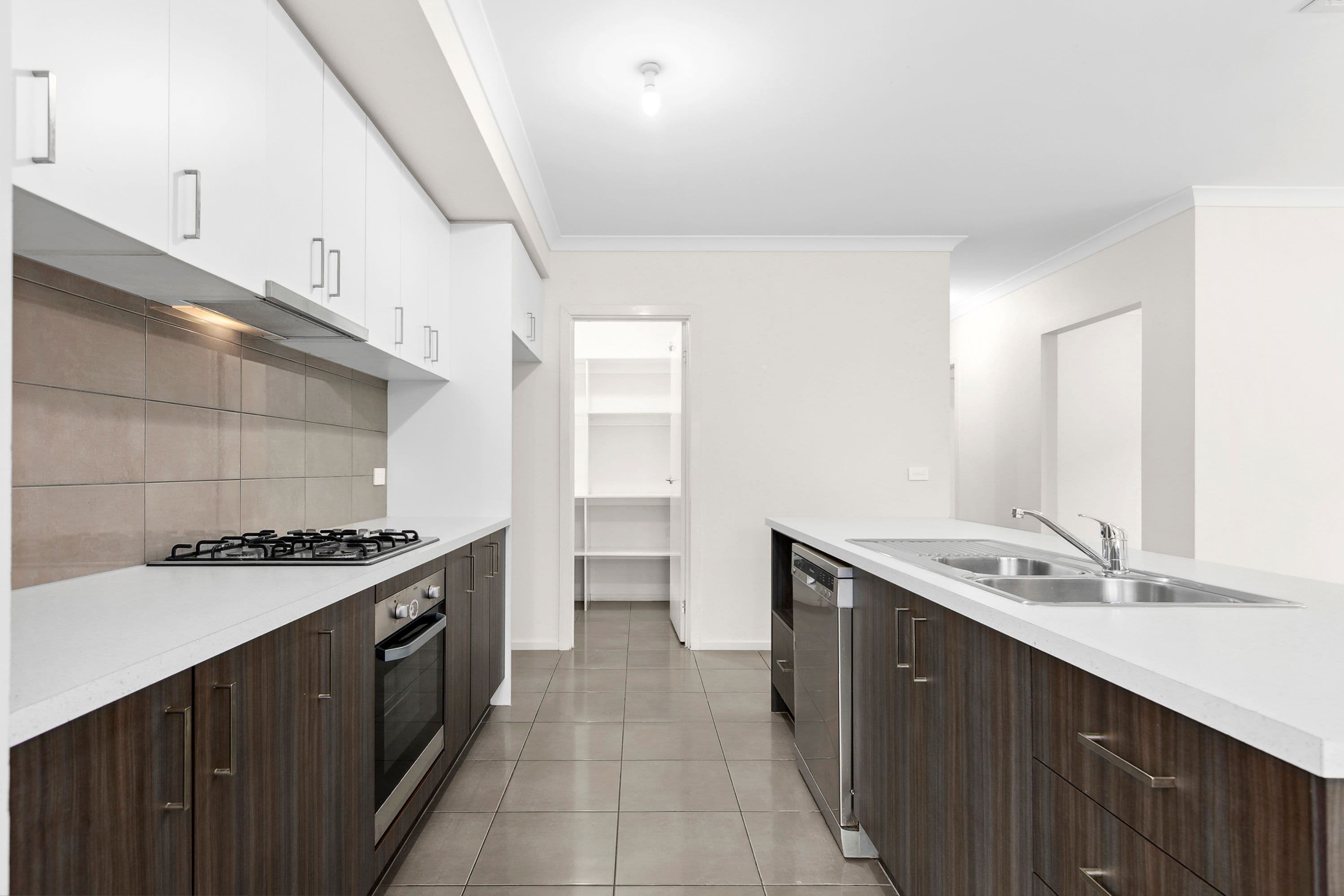 49 Wurrook Circuit, North Geelong VIC 3215, North Geelong - Thumbnail 3