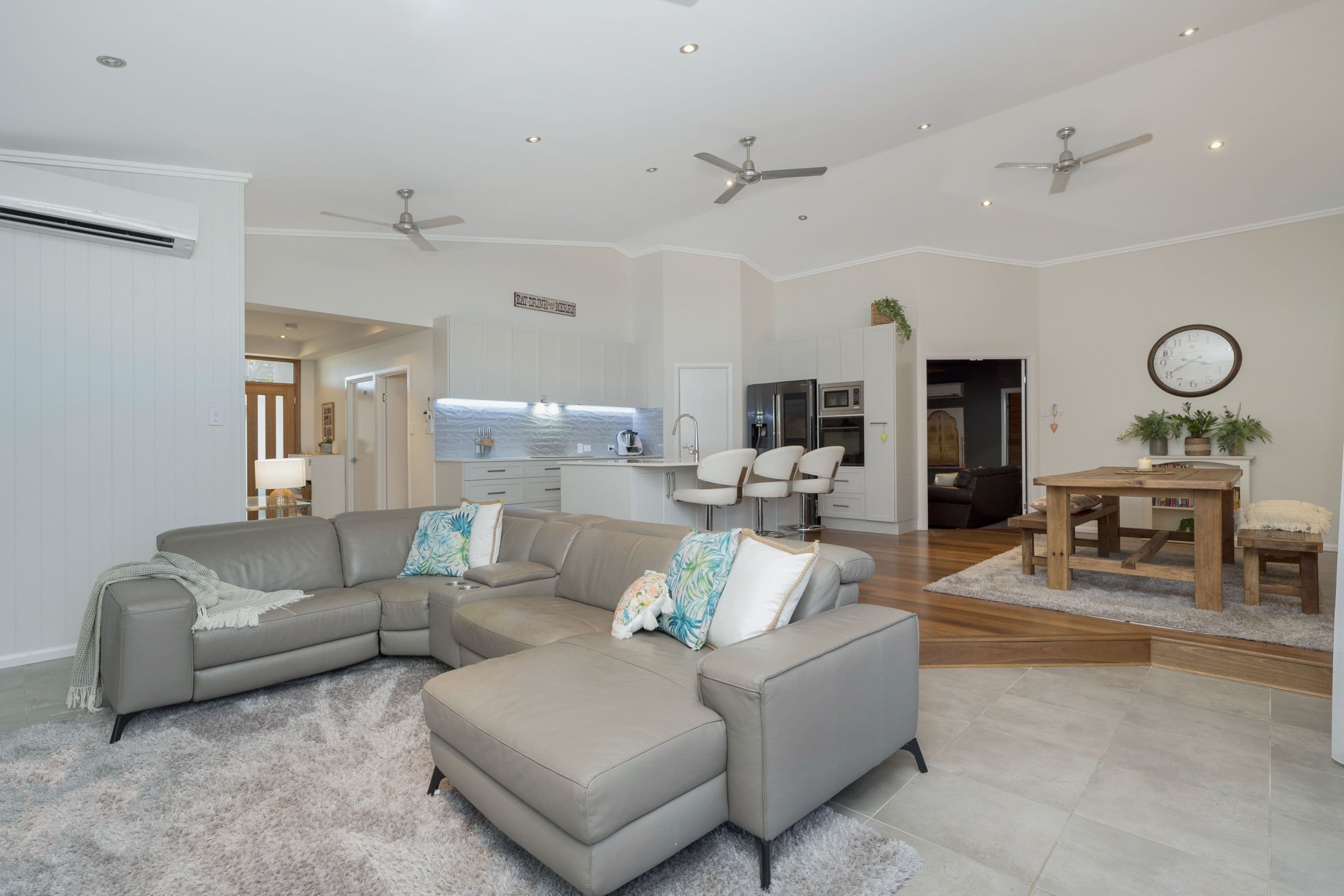 17 Brookside Close, Idalia QLD 4811, Idalia - Thumbnail 3