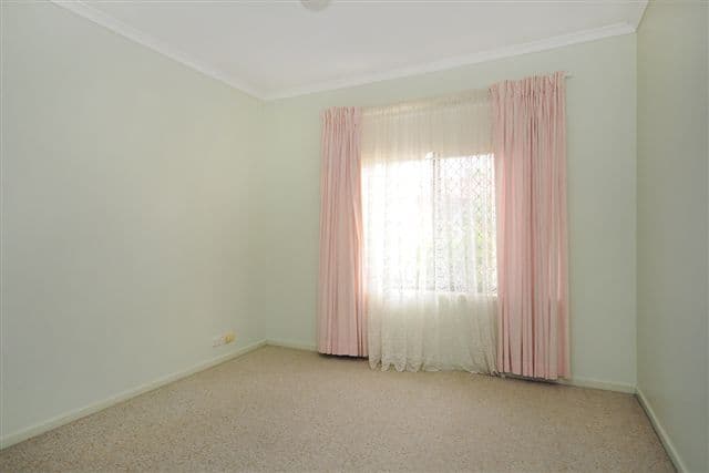 Unit 9, 301 Bridge Street, NEWTOWN QLD 4350, Newtown - Thumbnail 6