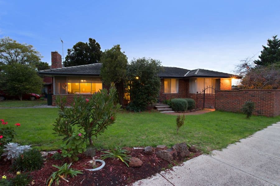 9 Amber Avenue, FRANKSTON VIC 3199, Frankston - Image 1