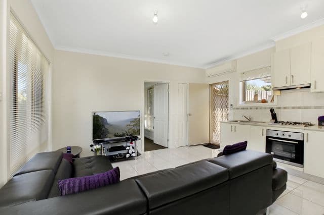 34 Tramoo Street, Lalor VIC 3075, Lalor - Thumbnail 2