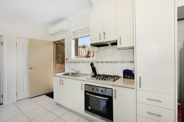 34 Tramoo Street, Lalor VIC 3075, Lalor - Thumbnail 4