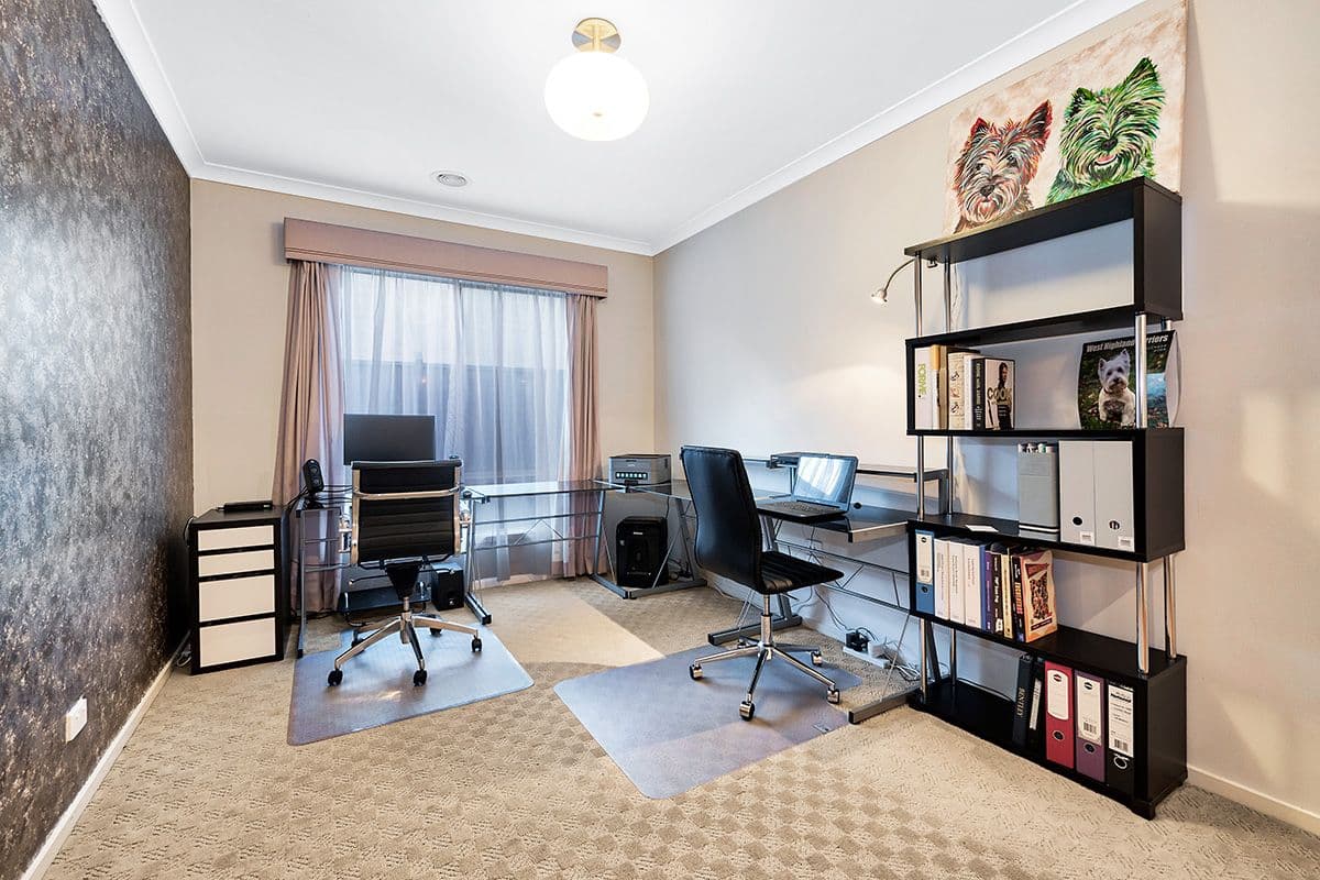 4 Blue Peppermint Court, Lyndhurst VIC 3975, Lyndhurst - Thumbnail 3