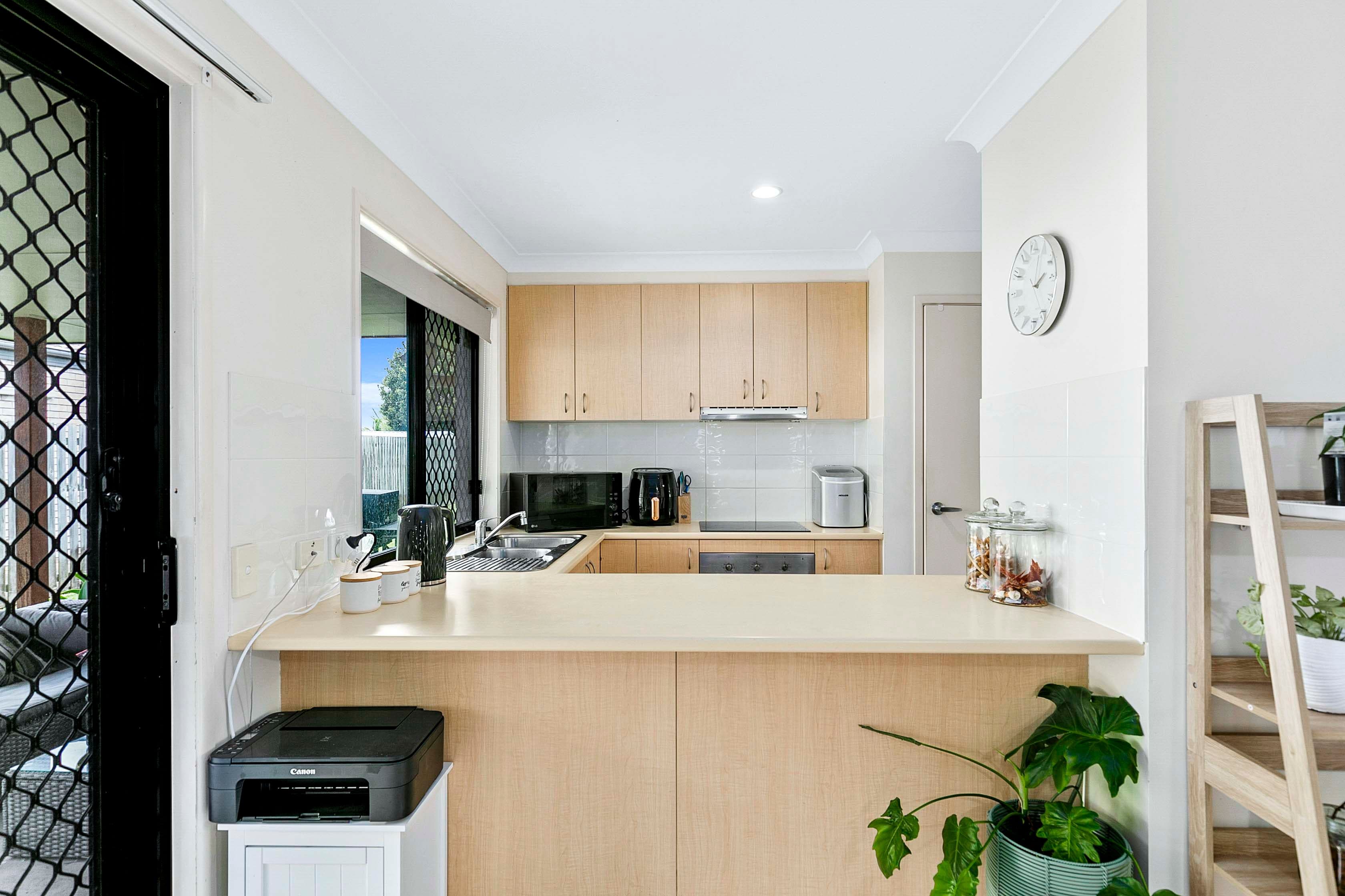 86 Endeavour Way, Eli Waters QLD 4655, Eli Waters - Thumbnail 3