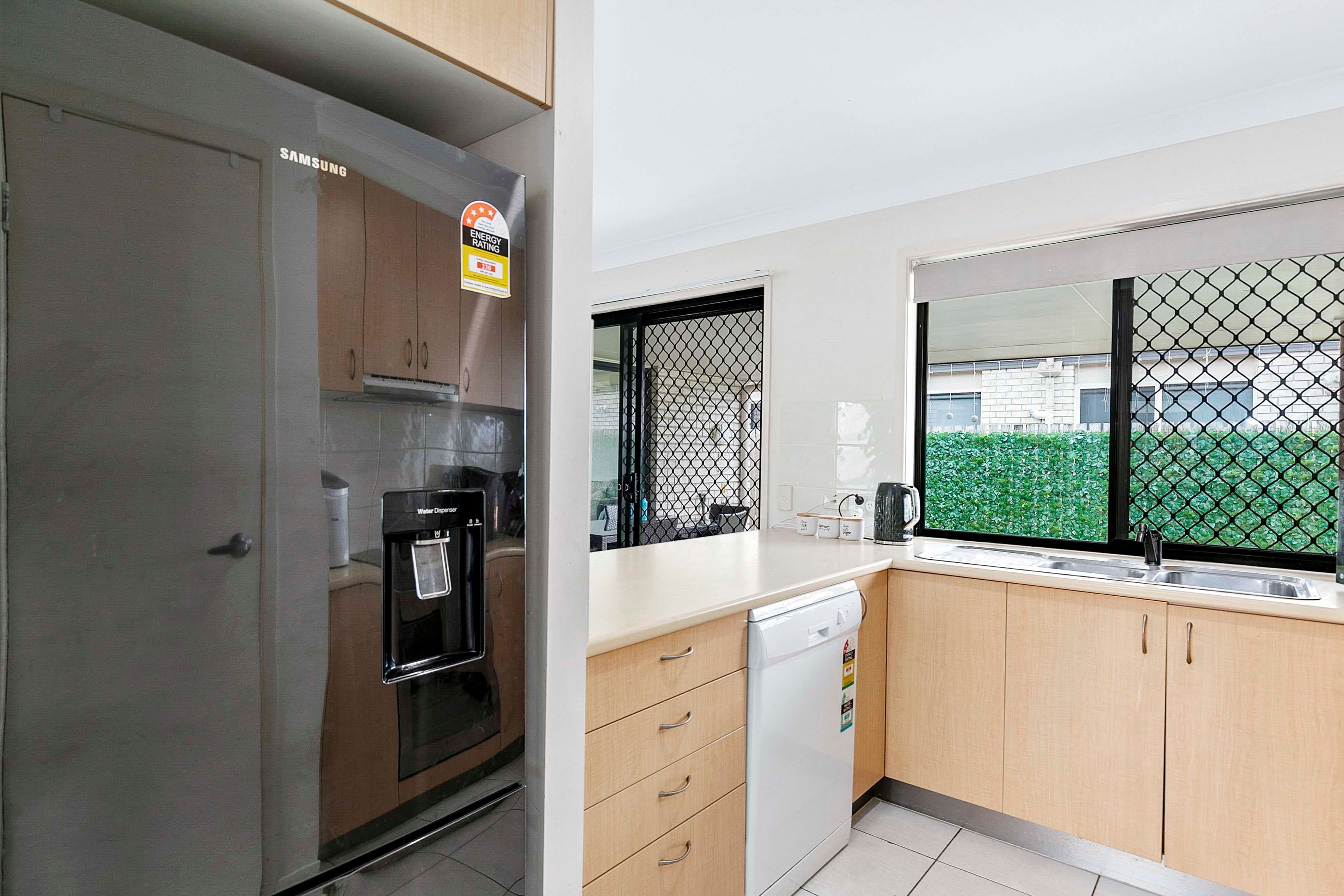 86 Endeavour Way, Eli Waters QLD 4655, Eli Waters - Thumbnail 5