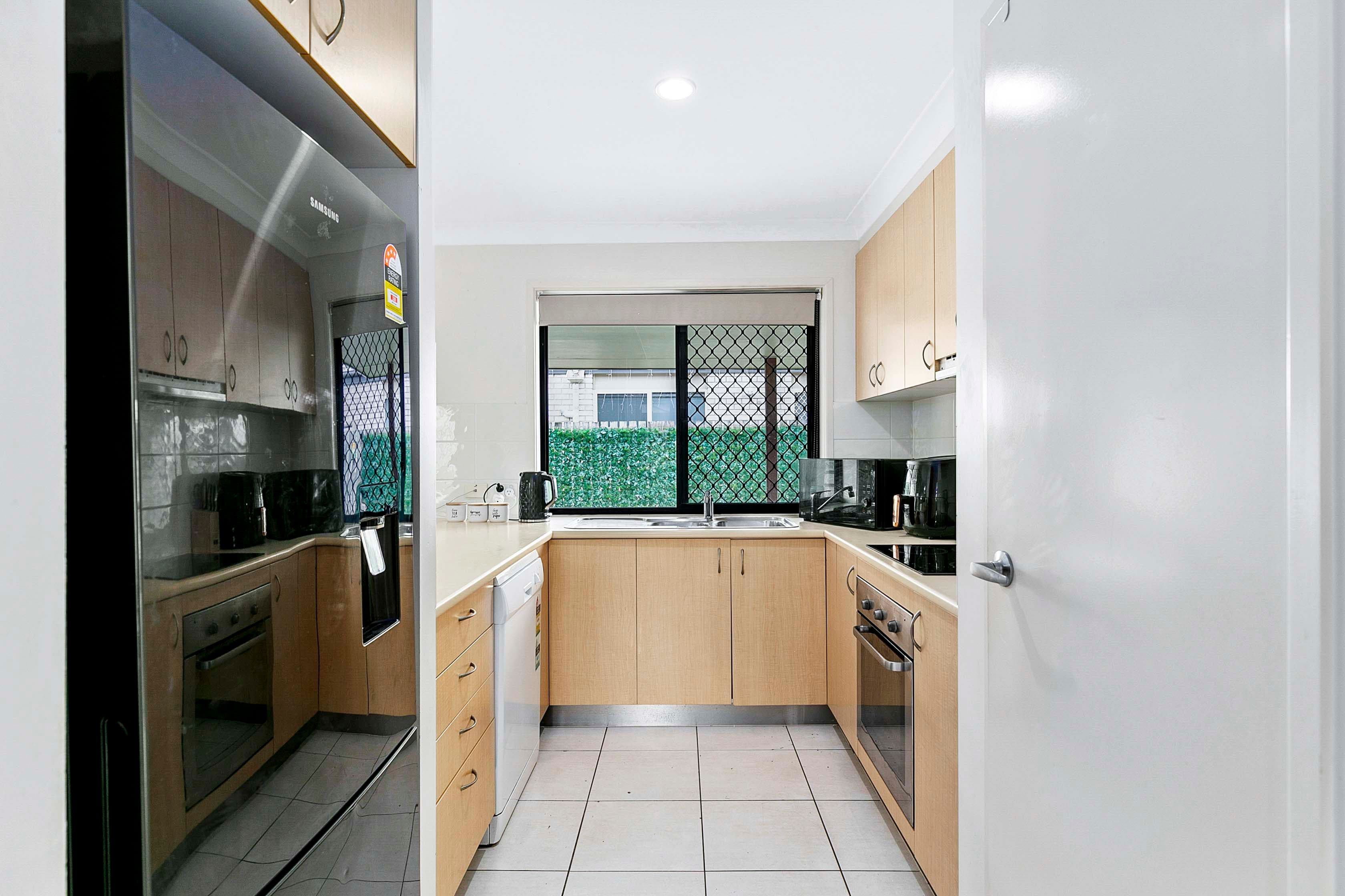 86 Endeavour Way, Eli Waters QLD 4655, Eli Waters - Thumbnail 6