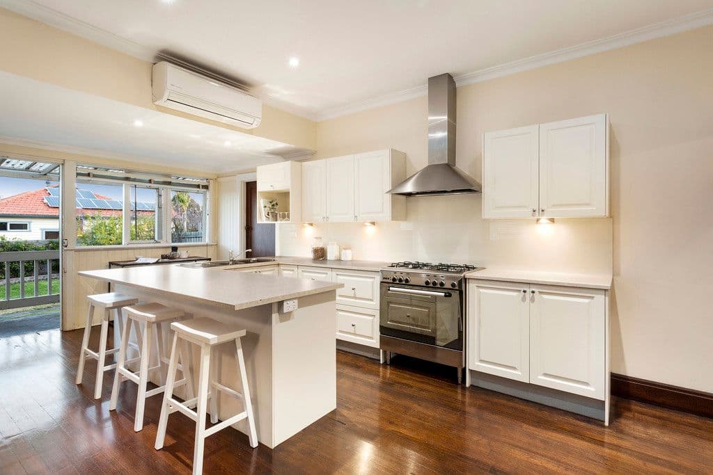 74 Livingstone Street, Ivanhoe VIC 3079, Ivanhoe - Thumbnail 4