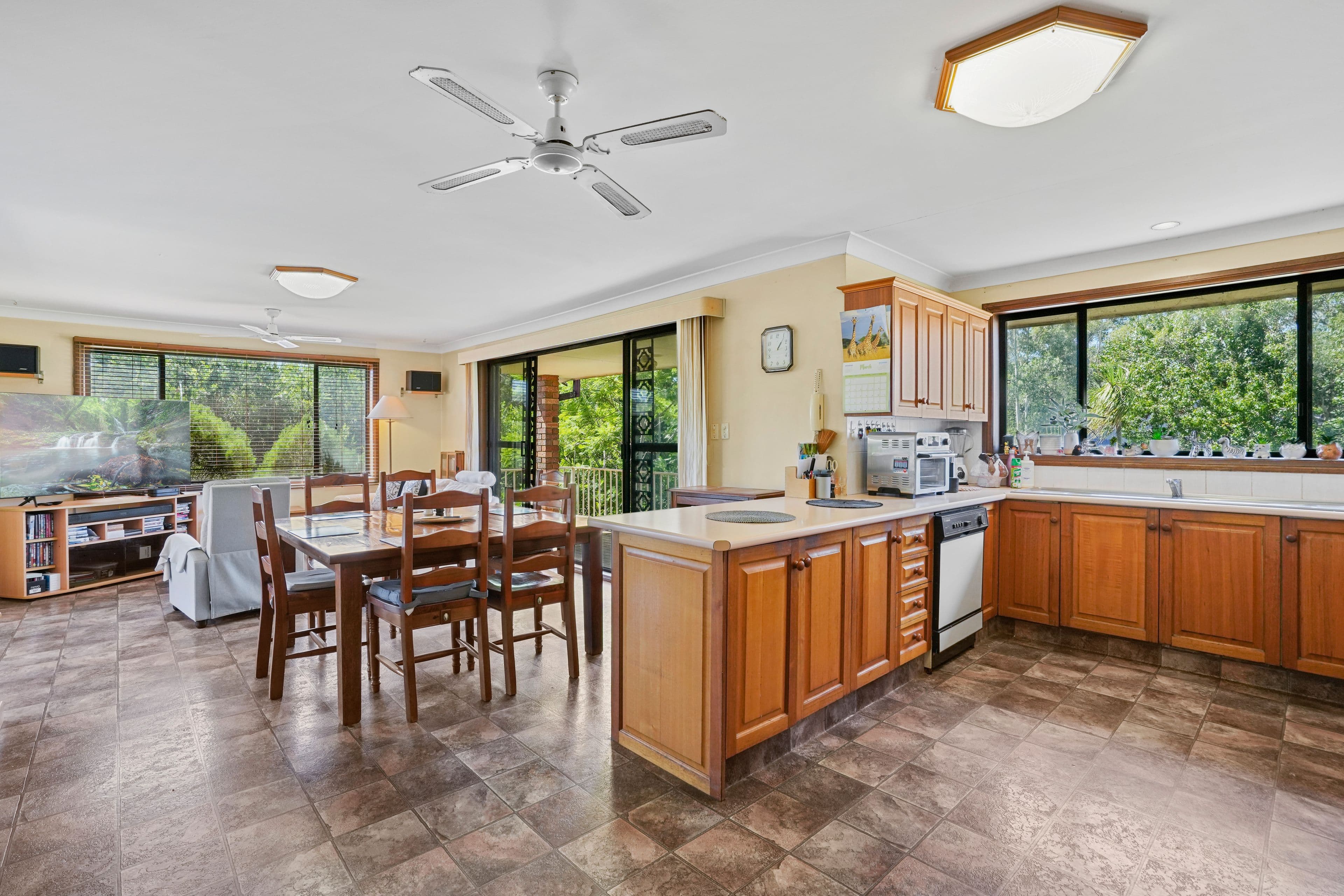 51 Ulundri Drive, Castle Hill NSW 2154, Castle Hill - Thumbnail 5