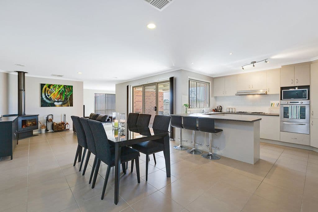 51 Hayston Boulevard, Epping VIC 3076, Epping - Thumbnail 4