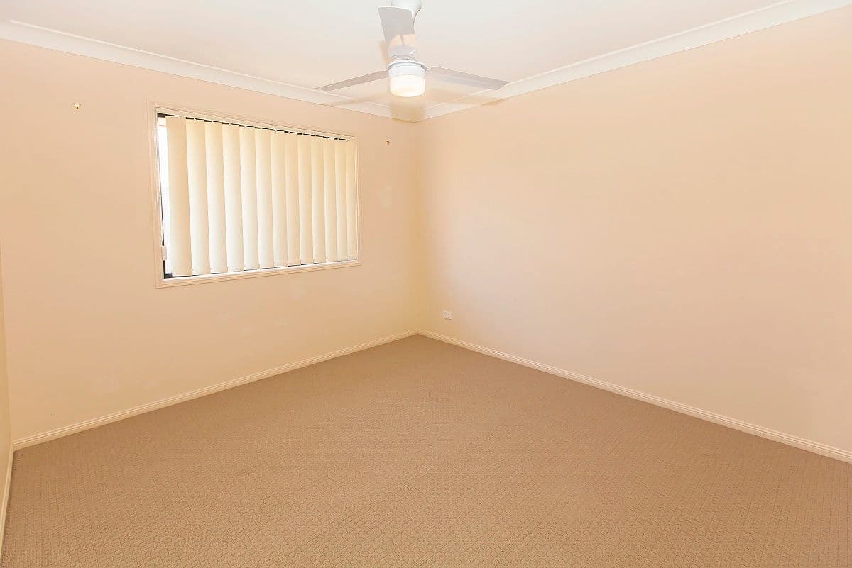 37 Coventina Crescent, SPRINGFIELD LAKES QLD 4300, Springfield Lakes - Thumbnail 8