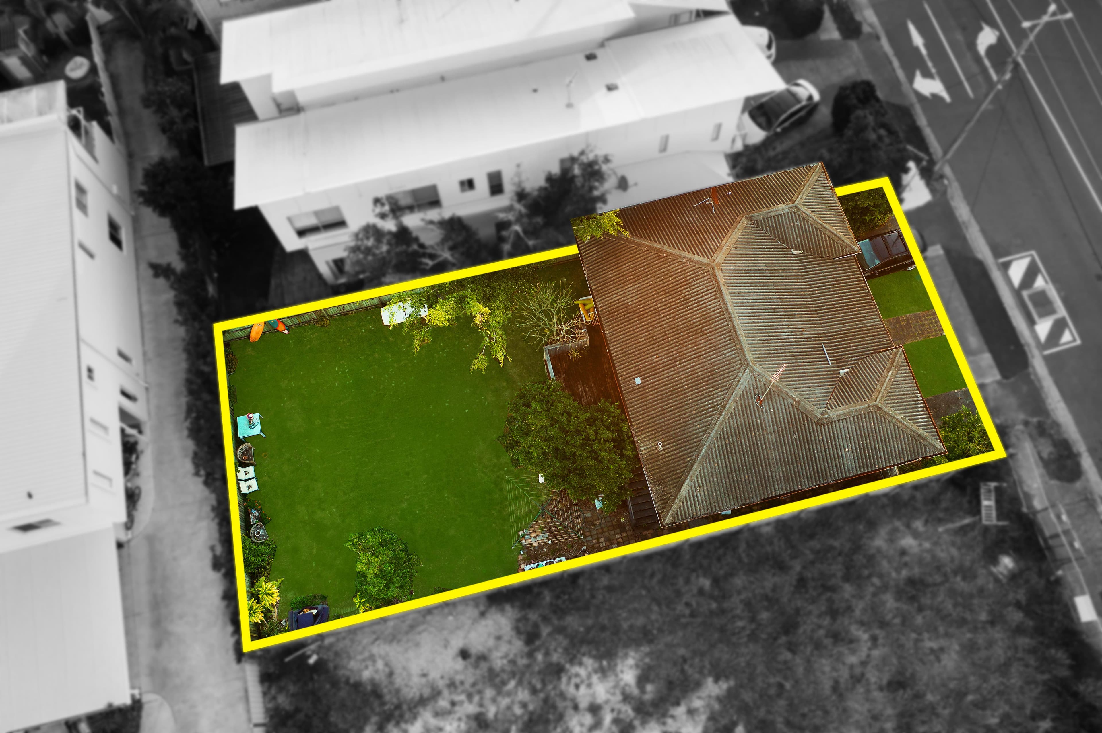 26 Riviera Road, Miami QLD 4220, Miami - Thumbnail 3