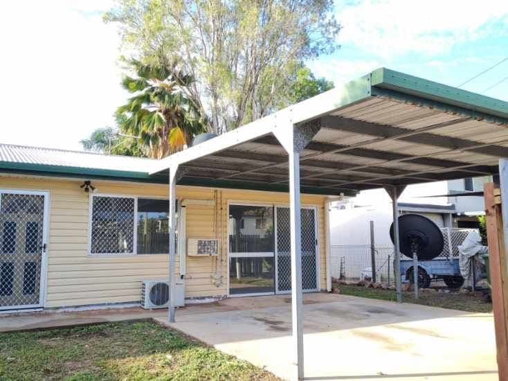 15 INGLONG Street, Kelso QLD 4815, Kelso - Thumbnail 3