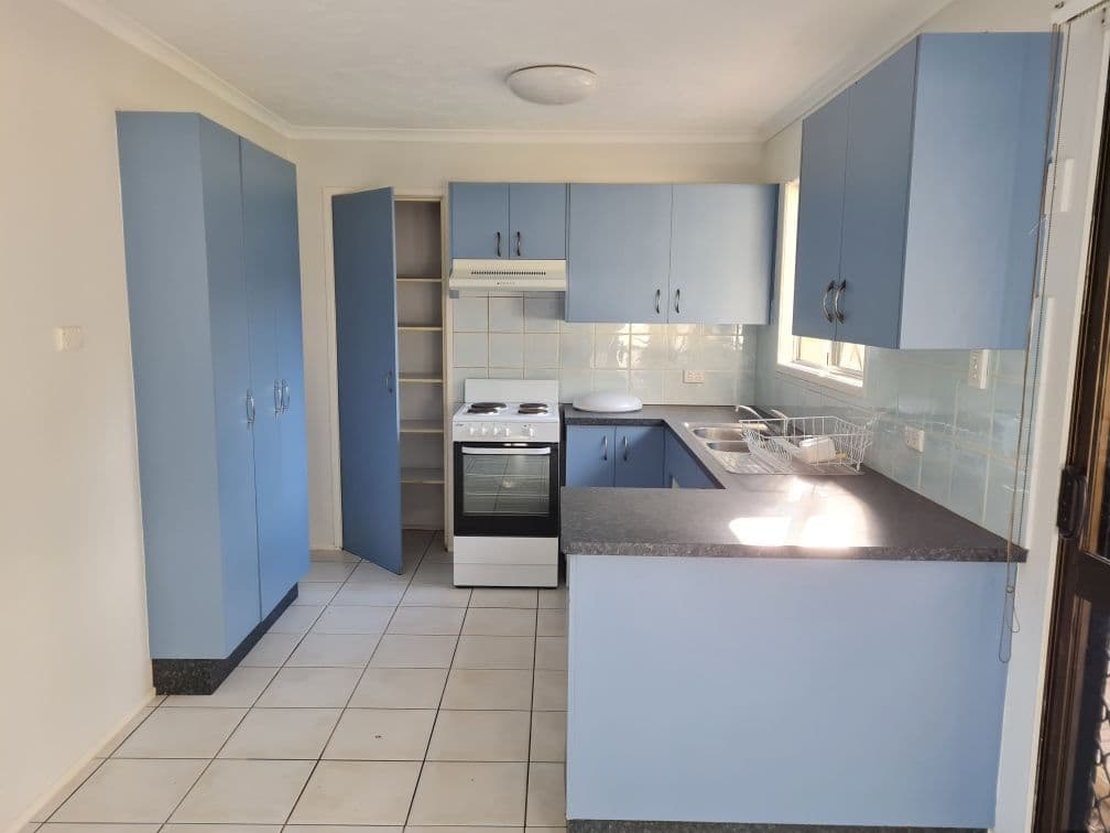 15 INGLONG Street, Kelso QLD 4815, Kelso - Thumbnail 4