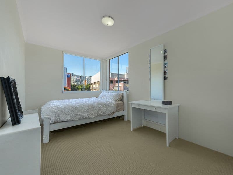 16 Blamey Street, Kelvin Grove QLD 4059, Kelvin Grove - Thumbnail 5