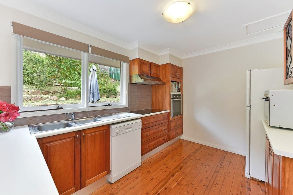 4 Apanie Place, Westleigh - Thumbnail 7