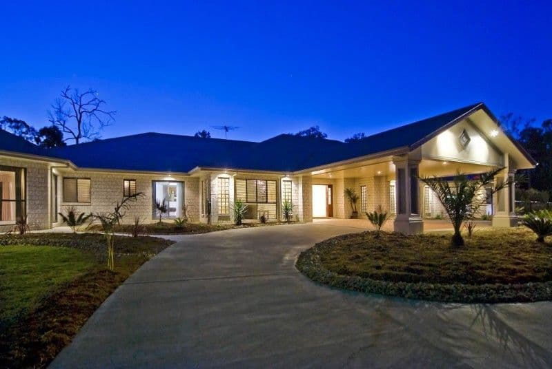 1 Honeysuckle Court, CORNUBIA QLD 4130, Cornubia - Image 1