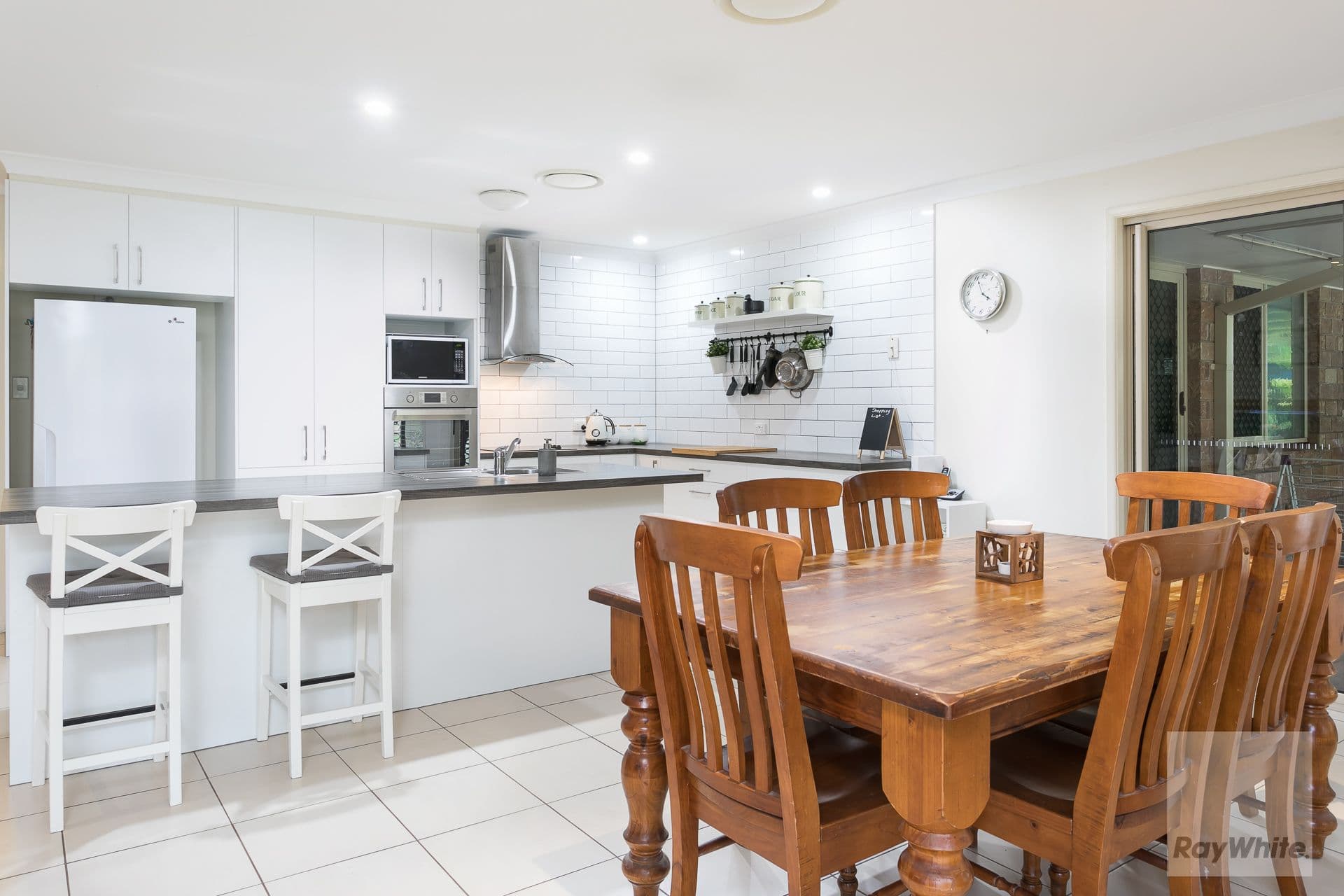 10 Sunrise Street, Mount Cotton QLD 4165, Mount Cotton - Thumbnail 5