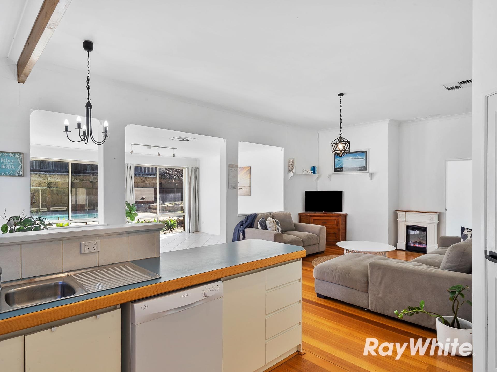 17 Montego Way, Halls Head WA 6210, Halls Head - Thumbnail 7