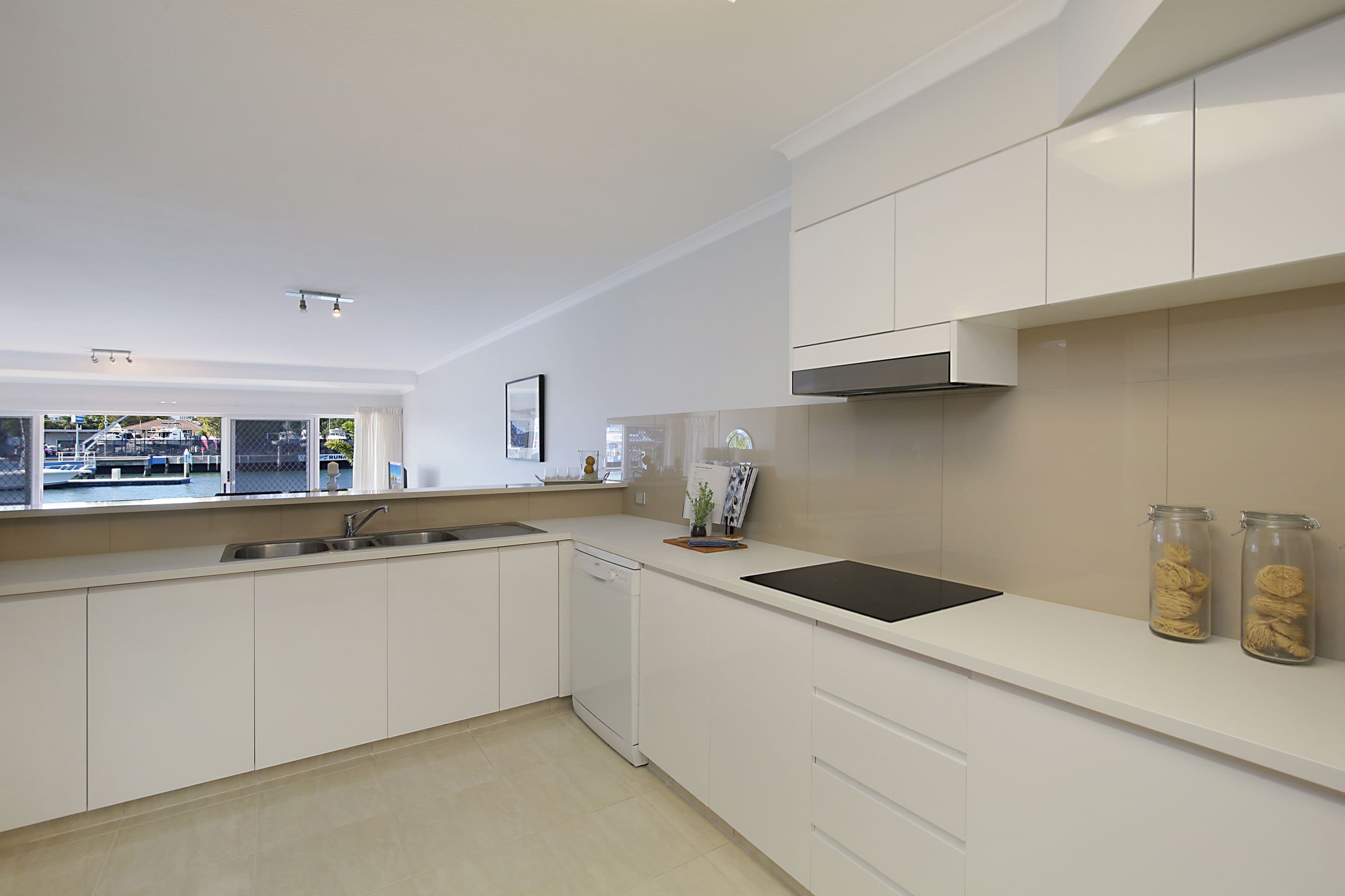 3 Marina Crescent, Hollywell QLD 4216, Hollywell - Thumbnail 8