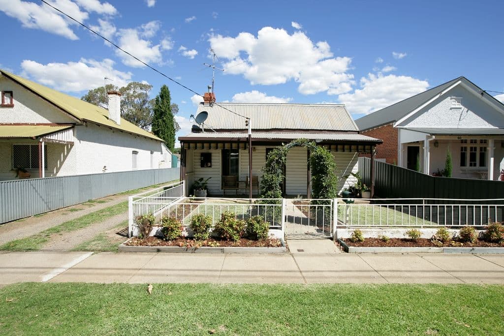 58 Crampton Street, Wagga Wagga NSW 2650, Wagga Wagga - Image 1