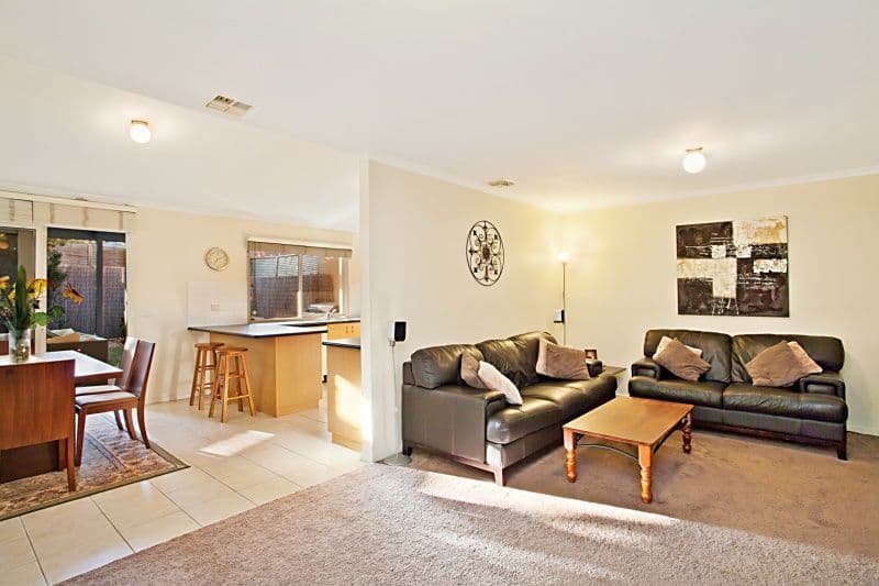 3 Warren Road, MORDIALLOC VIC 3195, Mordialloc - Thumbnail 2