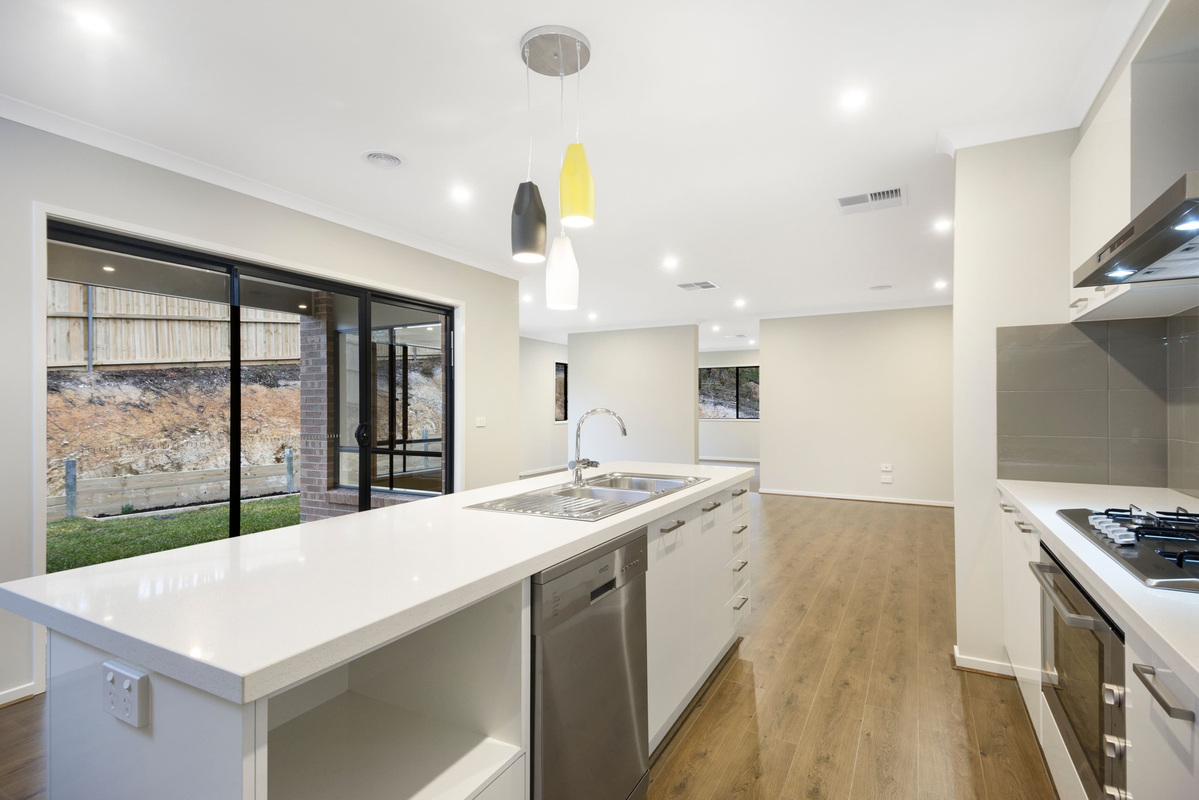 2 Sewell Court, Mount Helen VIC 3350, Mount Helen - Thumbnail 3