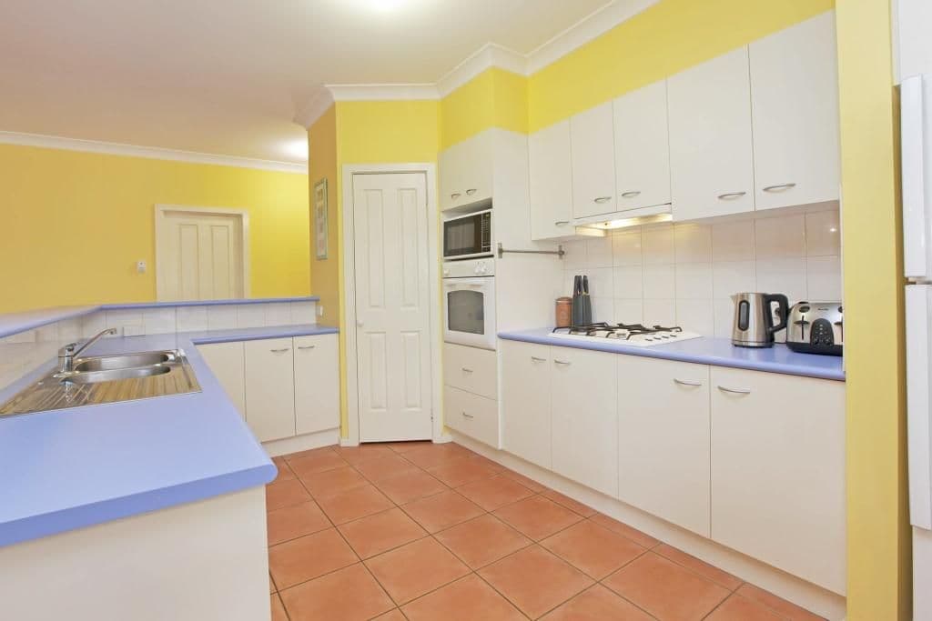 10 Oak Court, LARA VIC 3212, Lara - Thumbnail 4