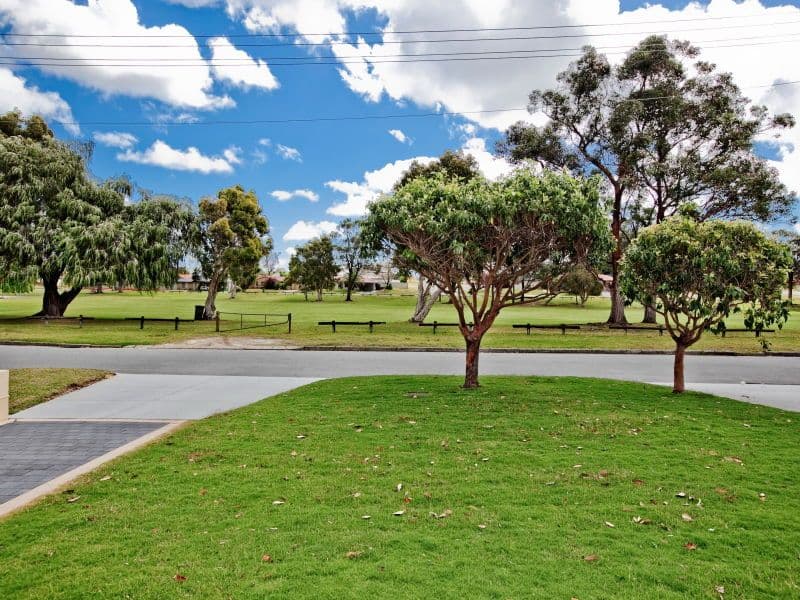 20 Hookwood Road, MORLEY WA 6062, Morley - Thumbnail 2