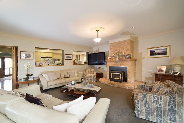 12 Ashby Street, DUDLEY NSW 2290, Dudley - Thumbnail 2