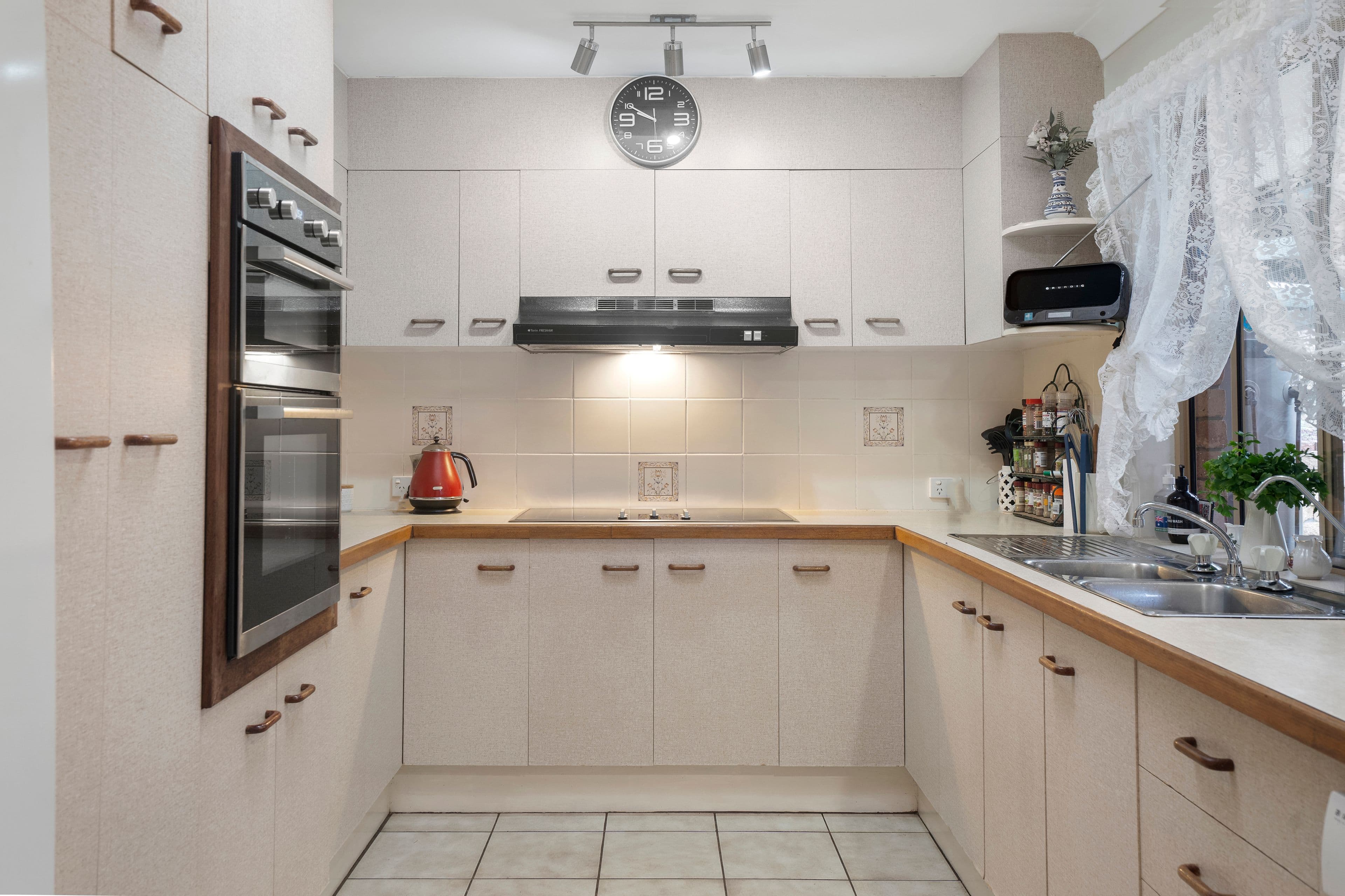 7 Lamboo Court, Shailer Park QLD 4128, Shailer Park - Thumbnail 5