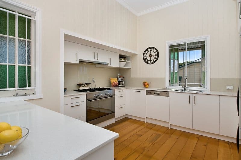 2 Meecham Street, GRANGE QLD 4051, Grange - Thumbnail 2