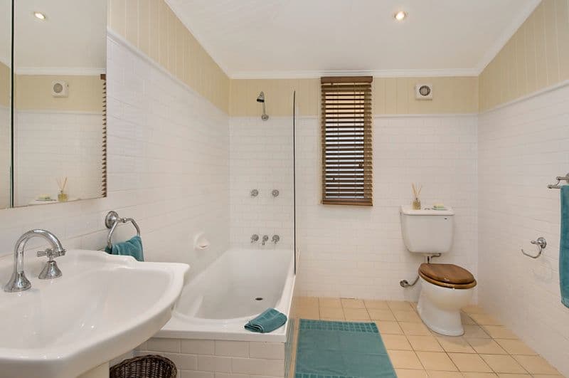 2 Meecham Street, GRANGE QLD 4051, Grange - Thumbnail 6