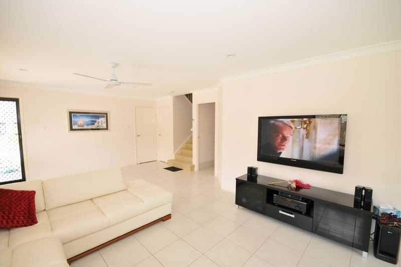 10 Beachley Place, Rosslyn QLD, Rosslyn - Thumbnail 6