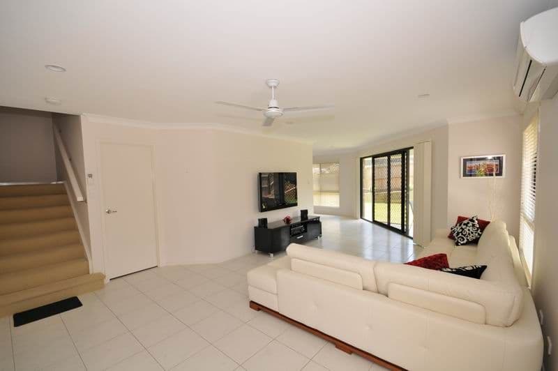 10 Beachley Place, Rosslyn QLD, Rosslyn - Thumbnail 7
