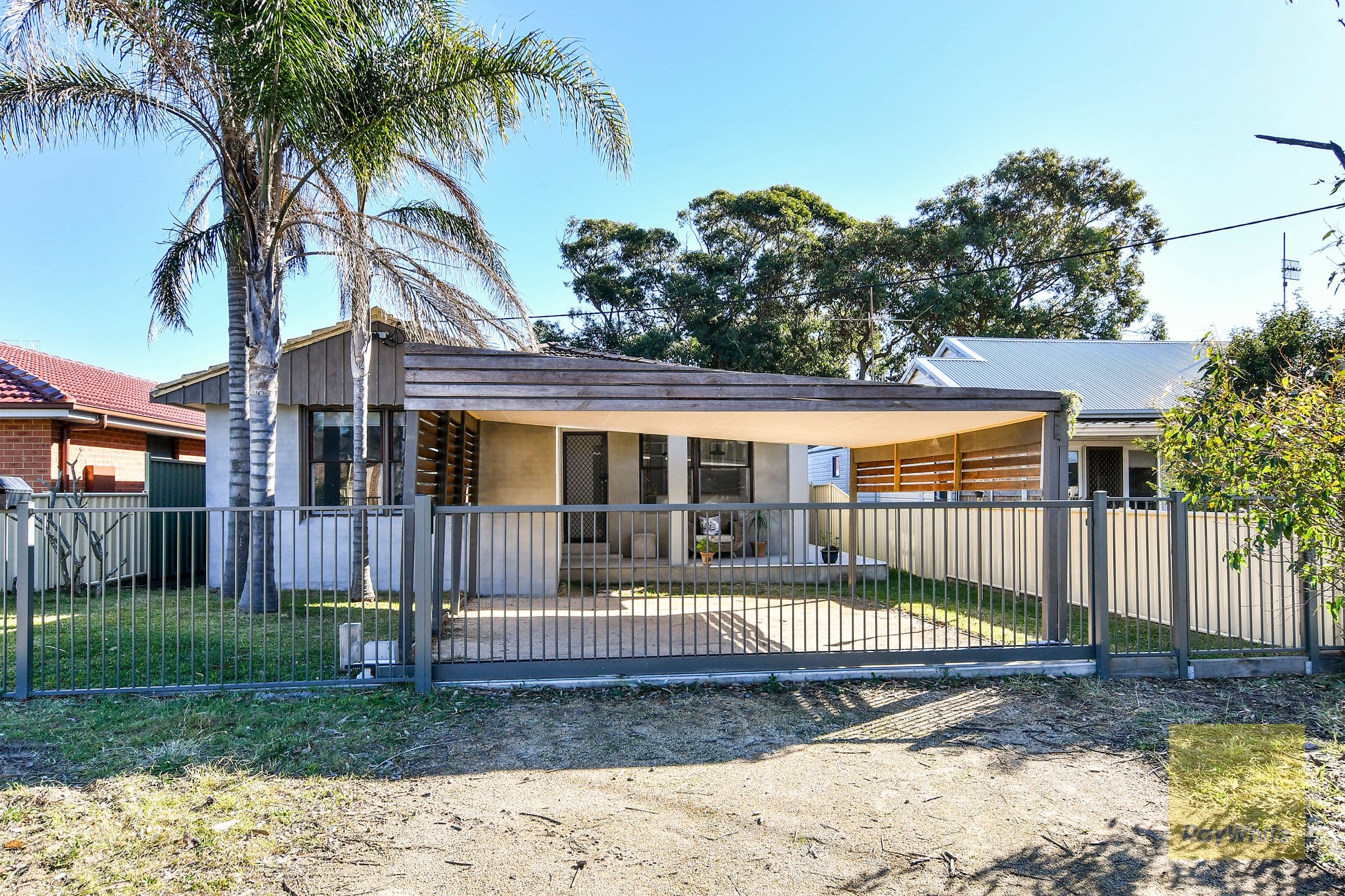 33 Sydney Avenue, Umina Beach - Thumbnail 2