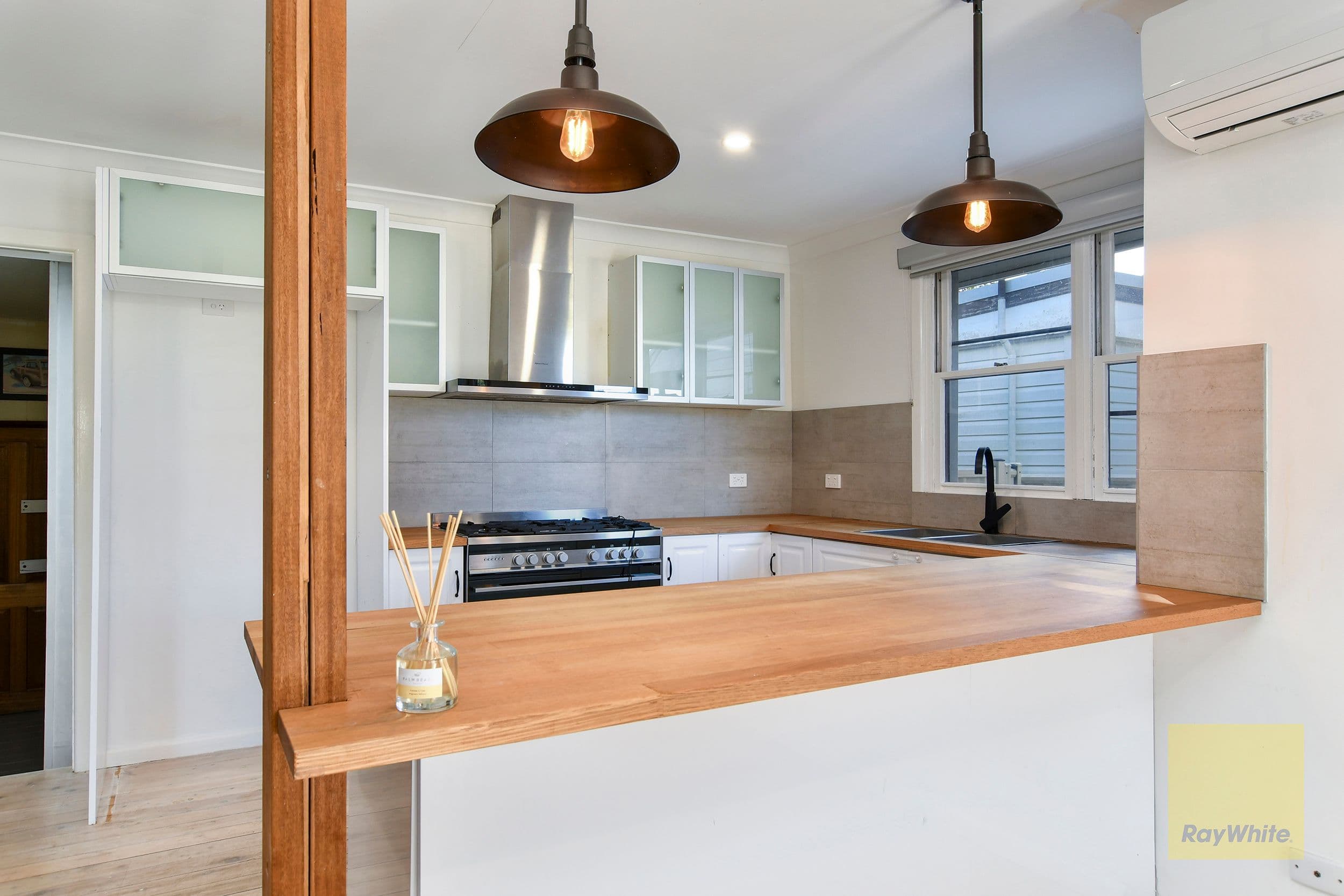 33 Sydney Avenue, Umina Beach - Thumbnail 4