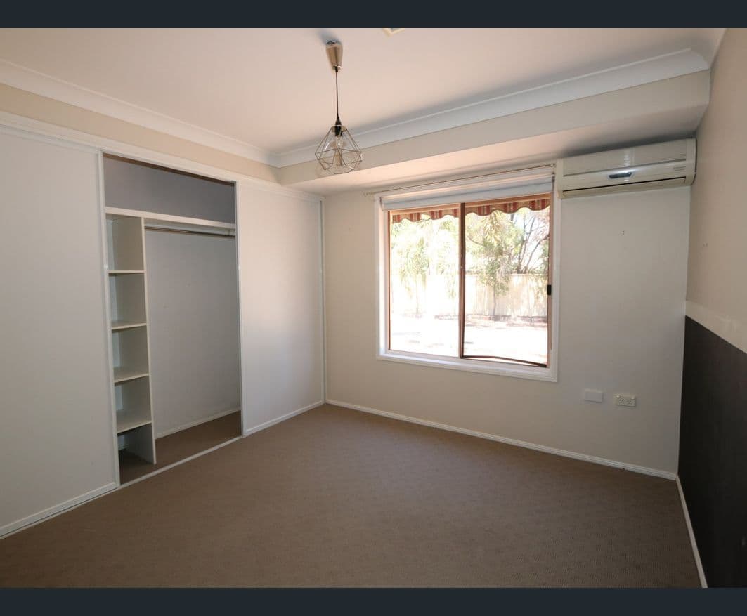 16 Batavia Court, Emerald QLD 4720, Emerald - Thumbnail 8