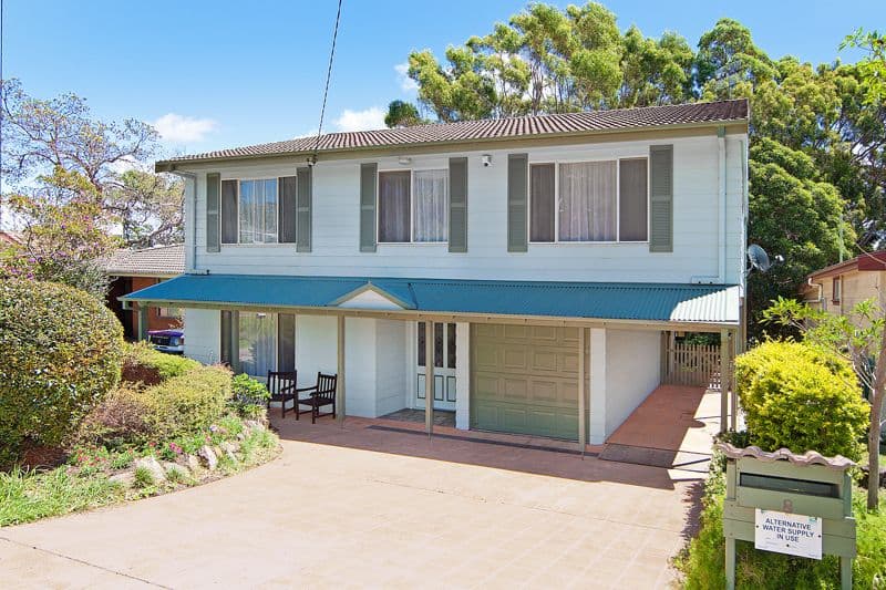 8 Poplars Avenue, BATEAU BAY NSW 2261, Bateau Bay - Thumbnail 2