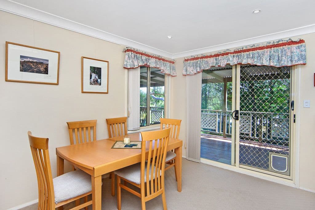 8 Poplars Avenue, BATEAU BAY NSW 2261, Bateau Bay - Thumbnail 4
