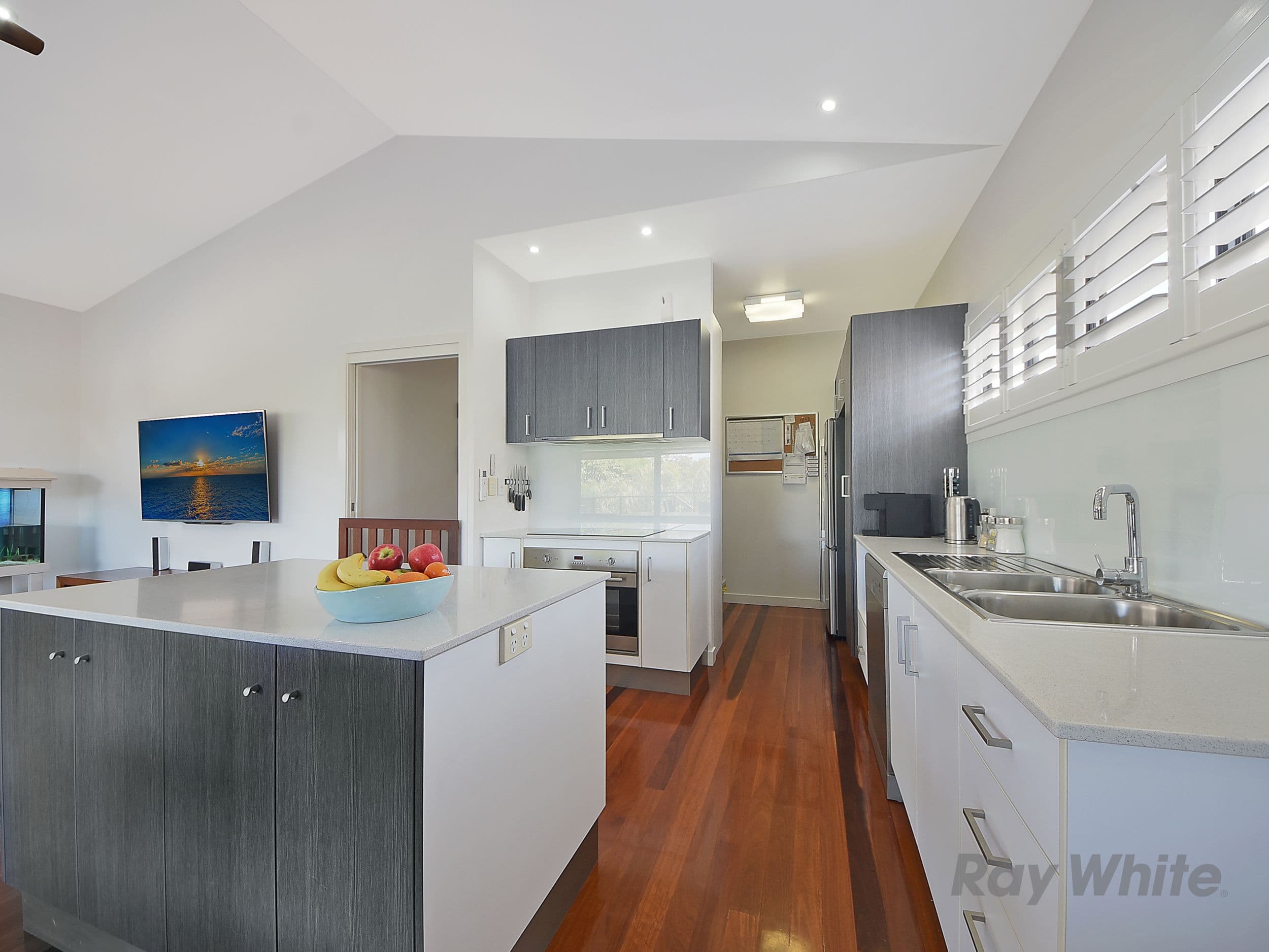 3/92 Cowper Street, Footscray - Thumbnail 4