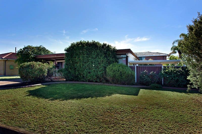 6 Tyrell Crescent, FAIRFIELD WEST NSW 2165, Fairfield West - Thumbnail 2