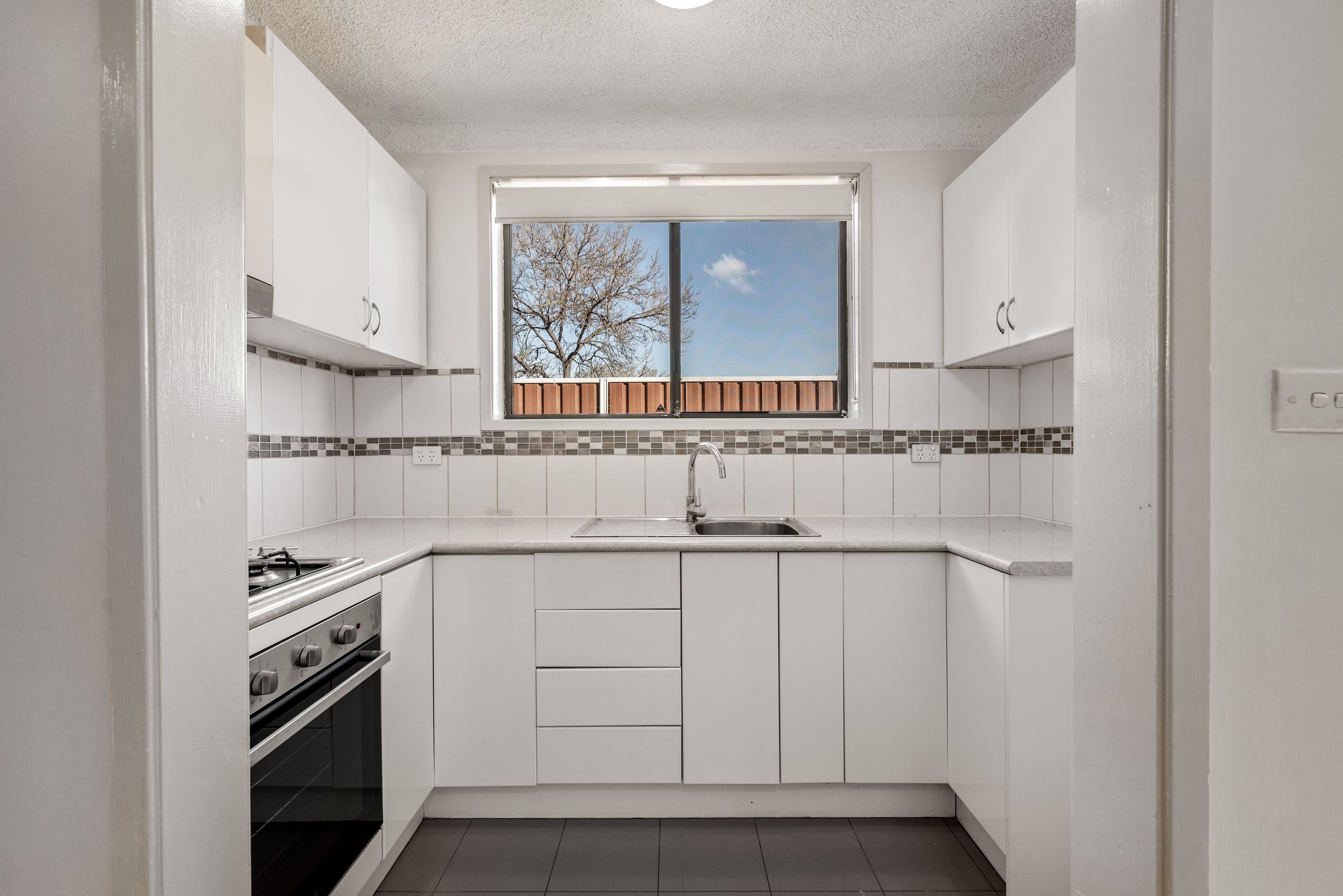 15/201-207 Harrow Road, Glenfield NSW 2167, Glenfield - Thumbnail 4