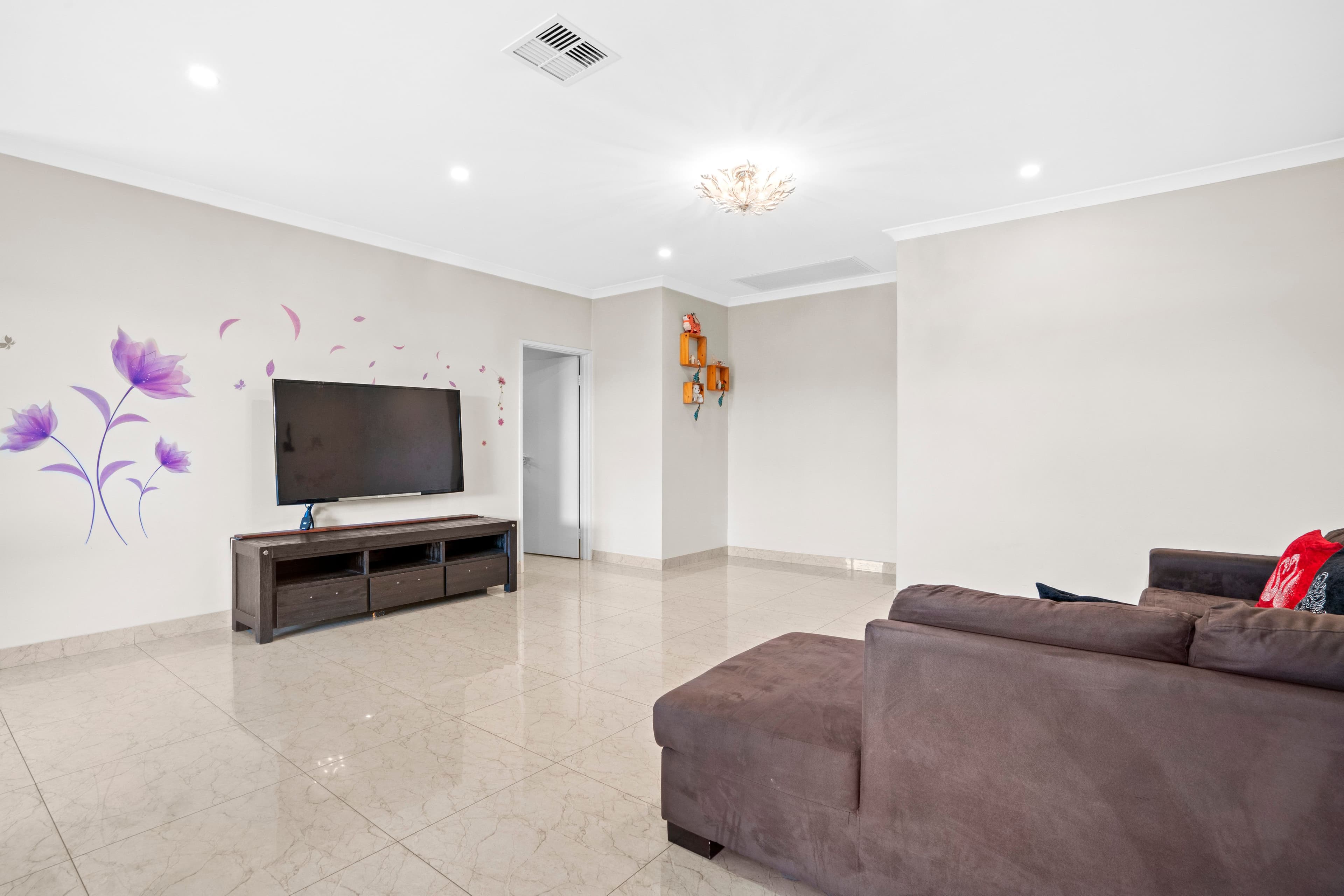 11 Araucana Street, Southern River WA 6110, Southern River - Thumbnail 8