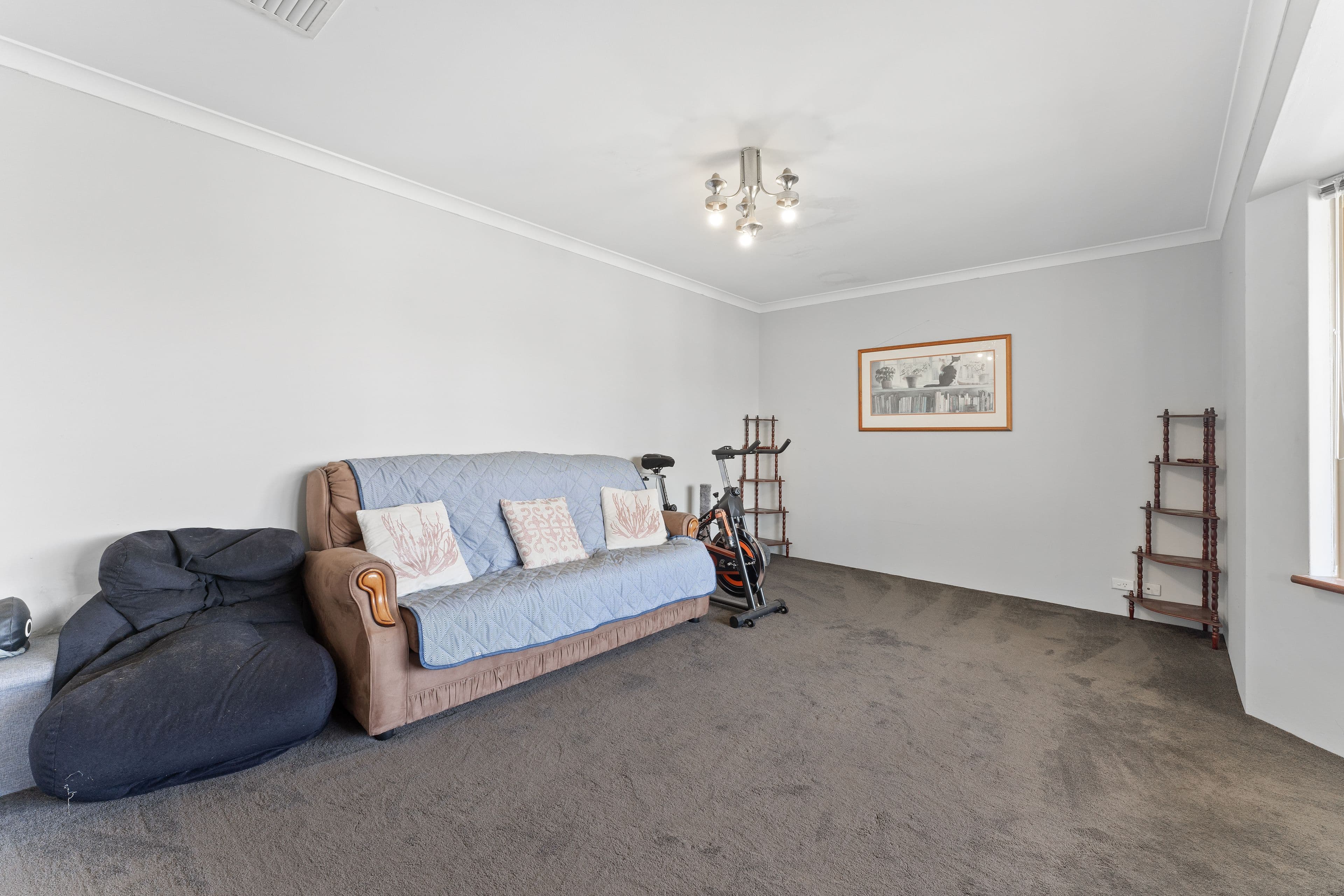 8 Conway Loop, Waikiki WA 6169, Waikiki - Thumbnail 5