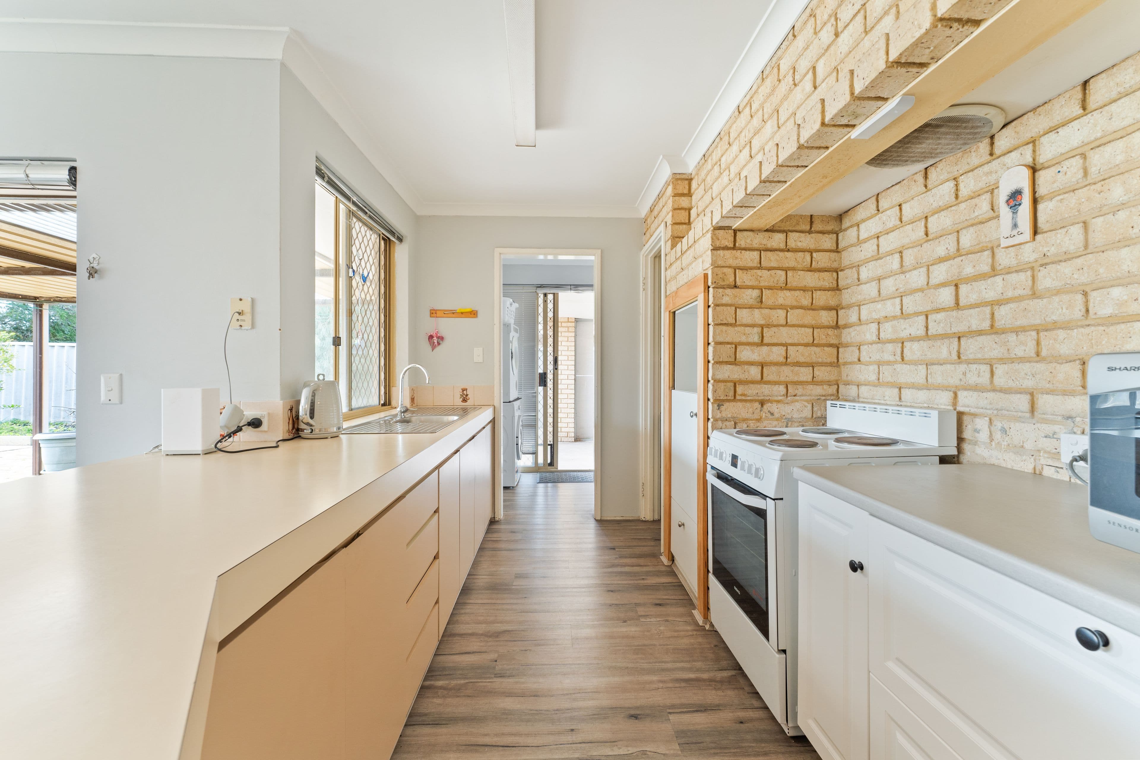 8 Conway Loop, Waikiki WA 6169, Waikiki - Thumbnail 8