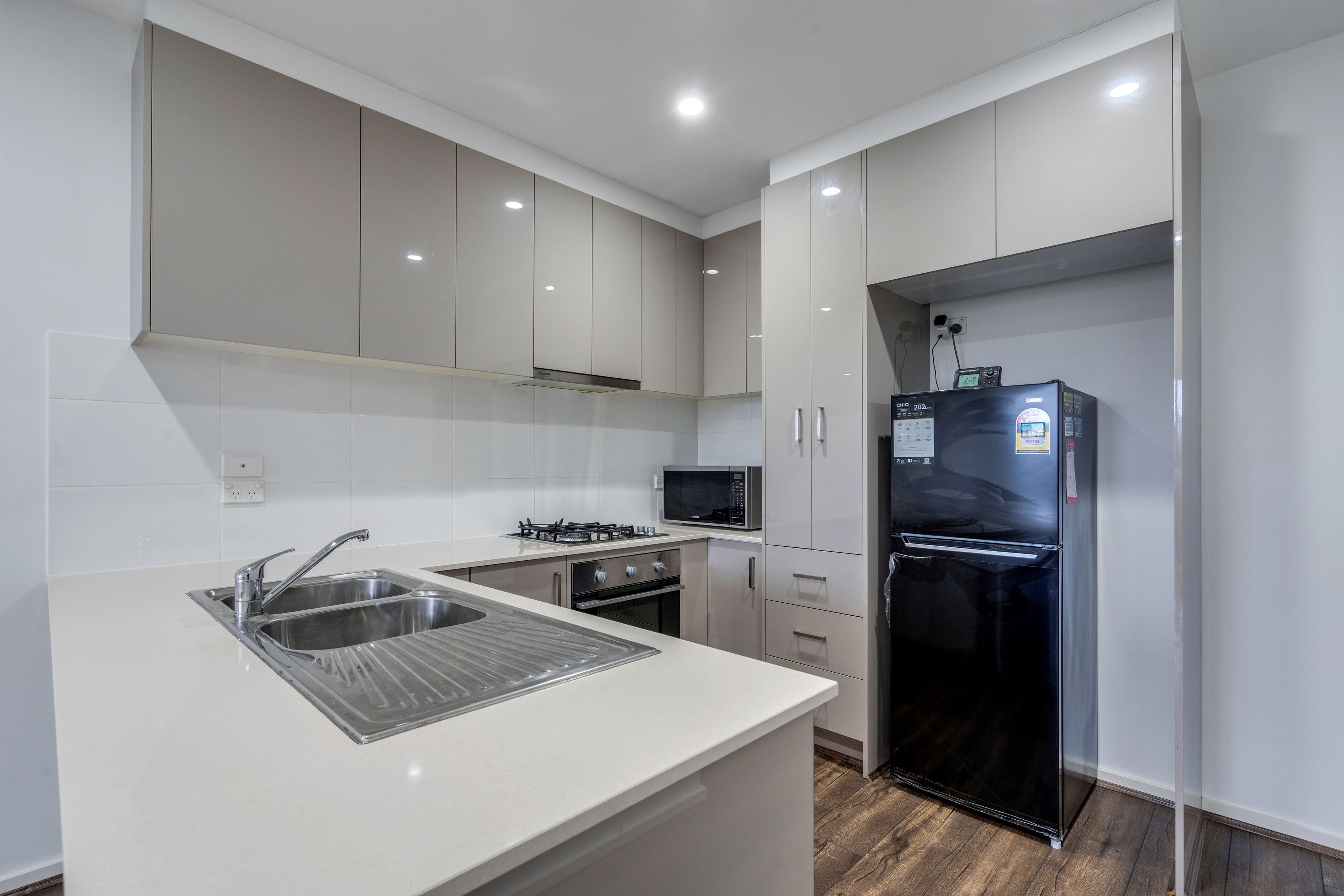 11 Meyers Walk, Craigieburn VIC 3064, Craigieburn - Thumbnail 2