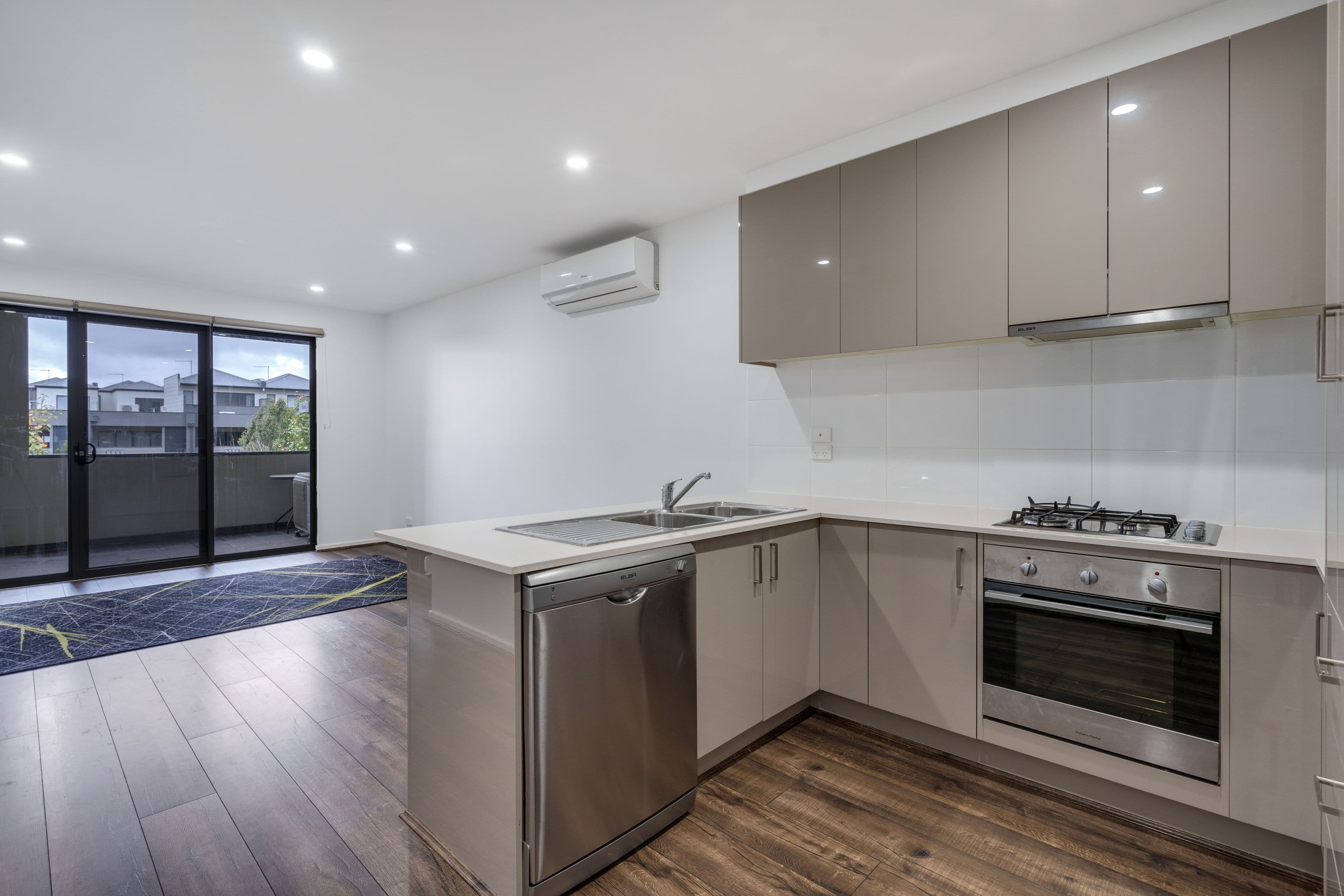 11 Meyers Walk, Craigieburn VIC 3064, Craigieburn - Thumbnail 3